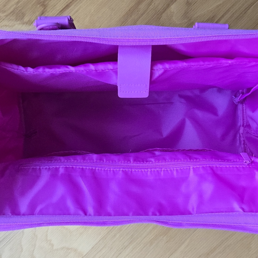 BEIS Berry Mini Weekender Limited Edition - Picture 8 of 14